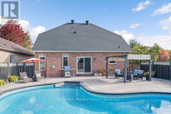 197 Hayward Court, Guelph/eramosa, Ontario  N0B 2K0 - Photo 47 - X12411507