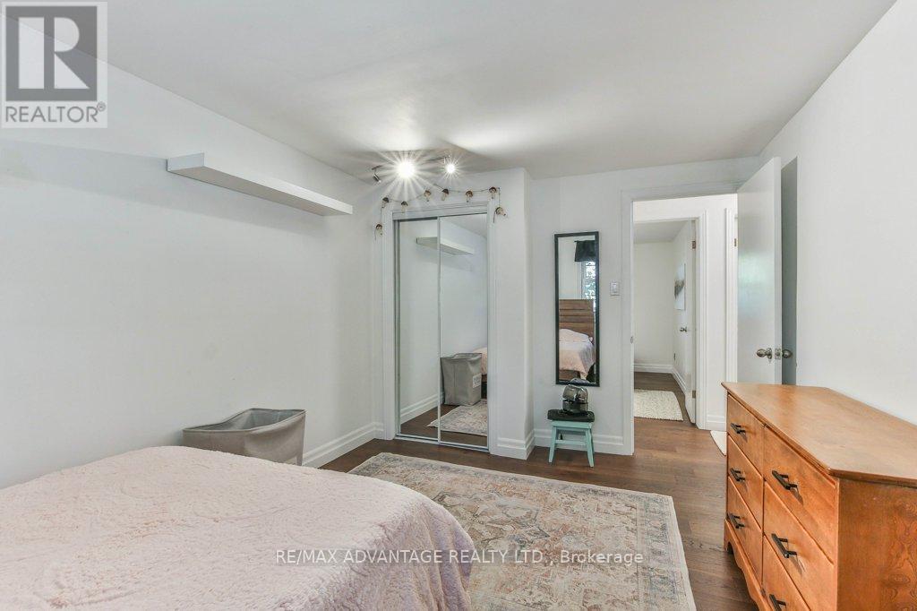 70 Fairlane Road, London South, Ontario  N6K 3E4 - Photo 32 - X12411585