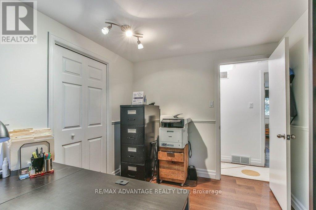 70 Fairlane Road, London South, Ontario  N6K 3E4 - Photo 36 - X12411585