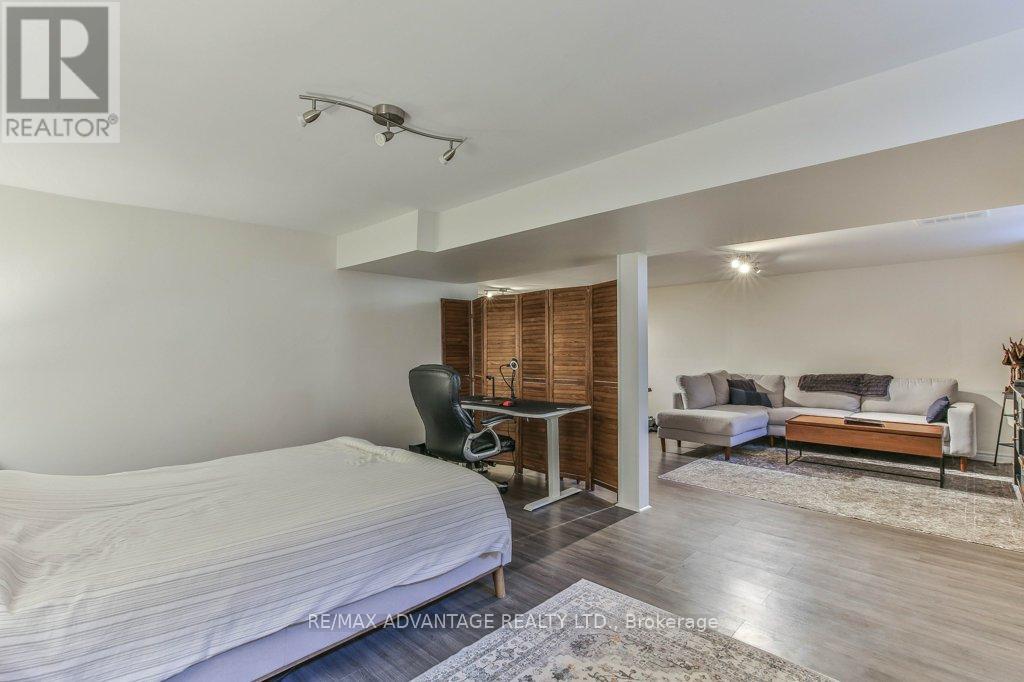 70 Fairlane Road, London South, Ontario  N6K 3E4 - Photo 42 - X12411585