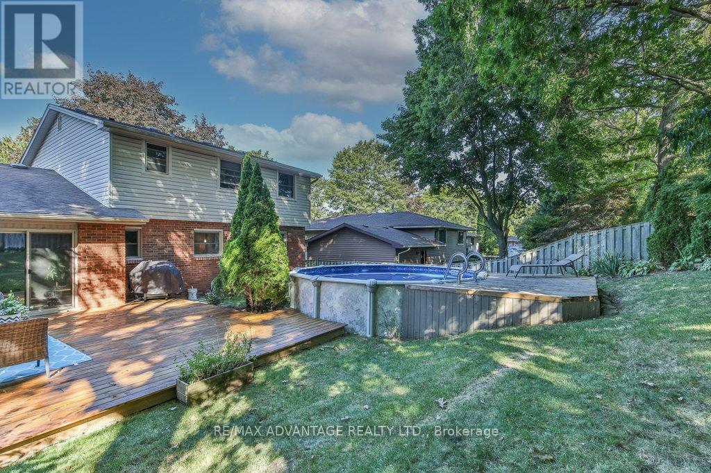 70 Fairlane Road, London South, Ontario  N6K 3E4 - Photo 49 - X12411585