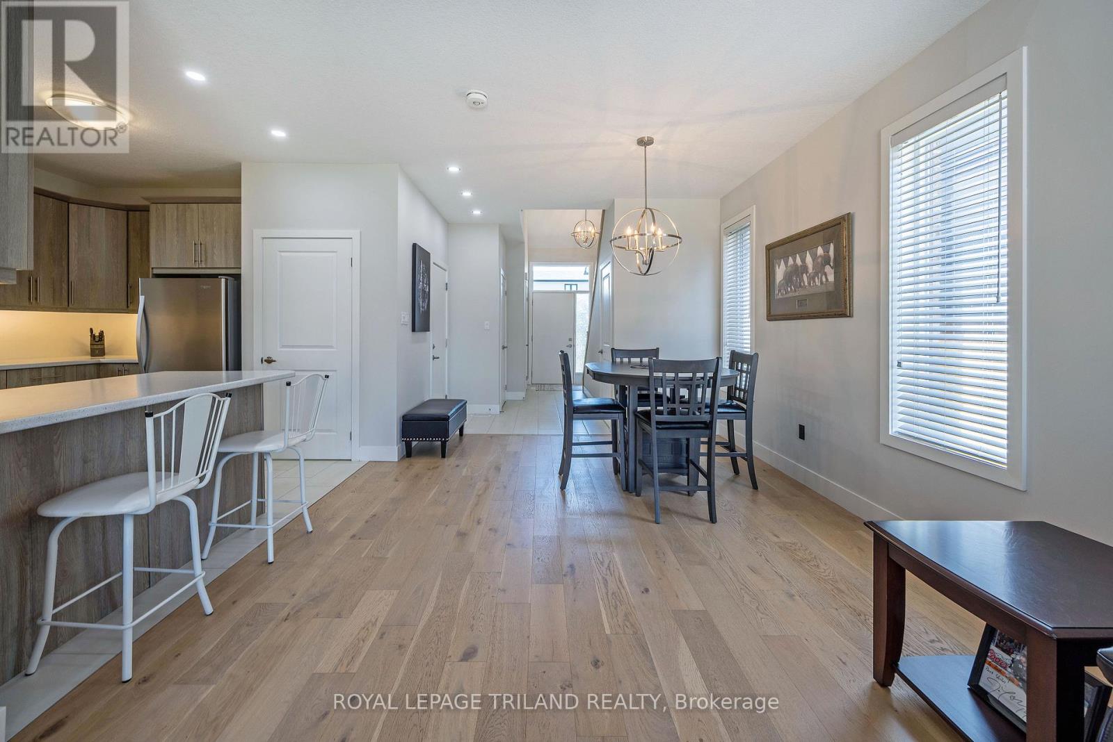 2467 Irish Moss Road, London South (South U), Ontario  N6M 0A2 - Photo 12 - X12411669
