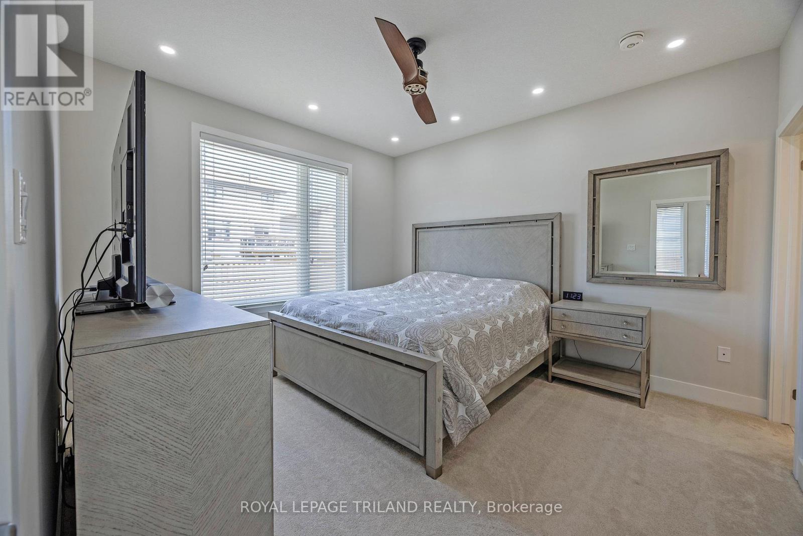 2467 Irish Moss Road, London South (South U), Ontario  N6M 0A2 - Photo 16 - X12411669