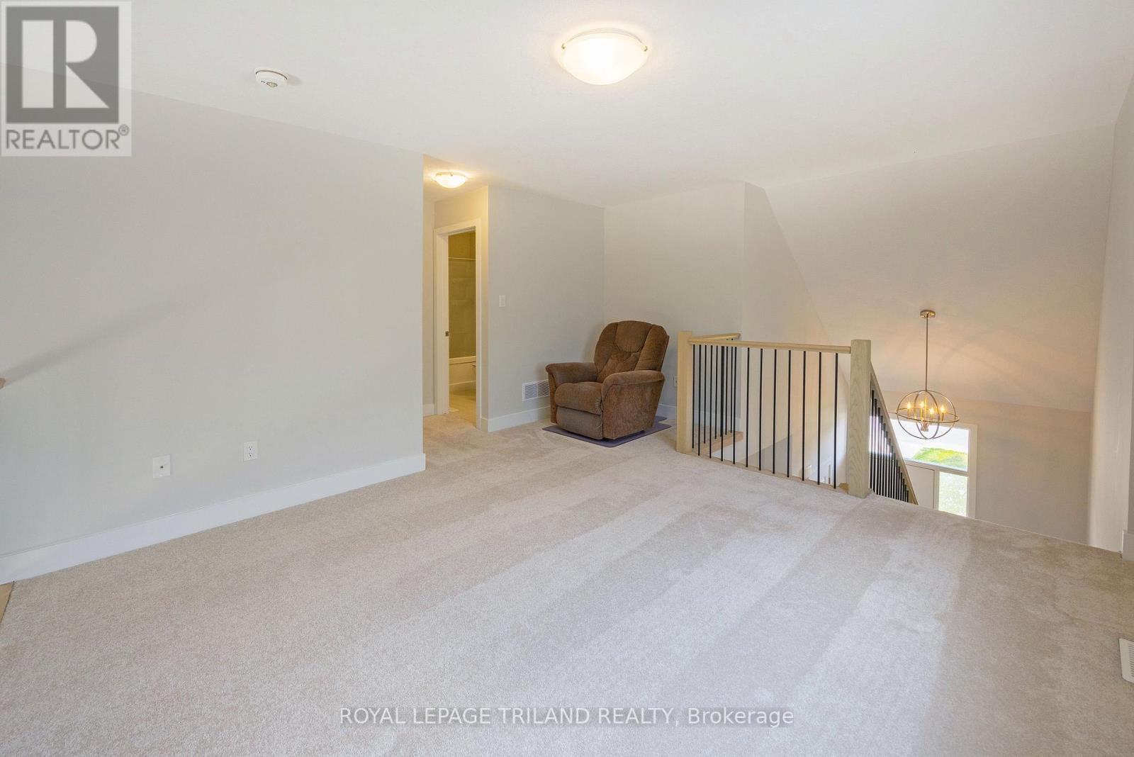 2467 Irish Moss Road, London South (South U), Ontario  N6M 0A2 - Photo 23 - X12411669