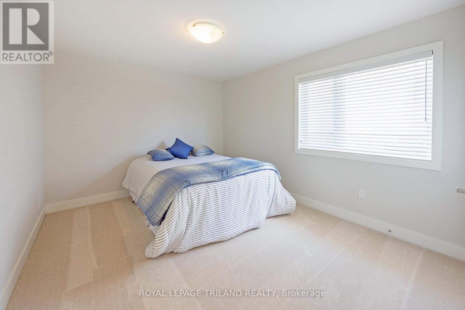 2467 Irish Moss Road, London South (South U), Ontario  N6M 0A2 - Photo 25 - X12411669