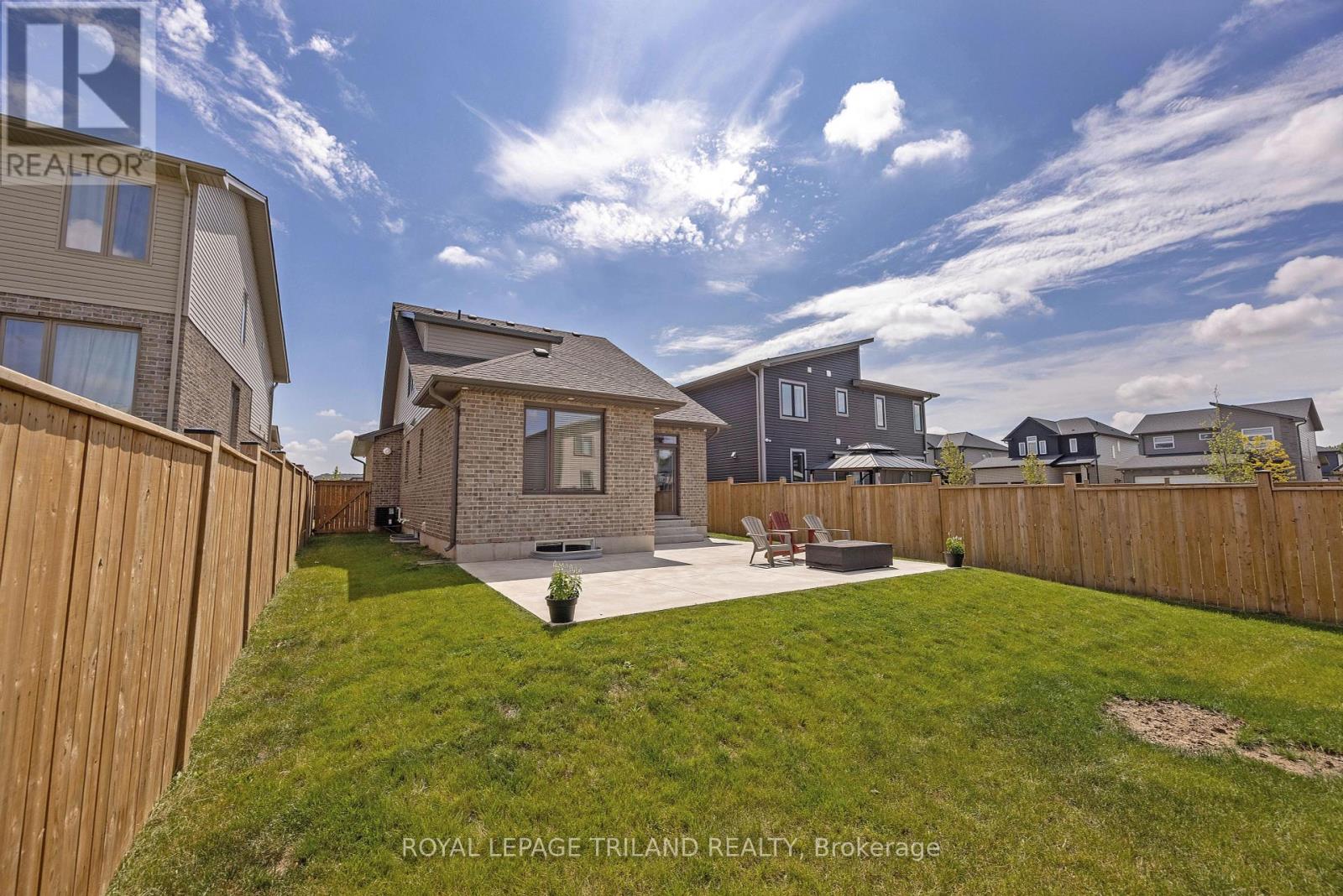 2467 Irish Moss Road, London South (South U), Ontario  N6M 0A2 - Photo 41 - X12411669