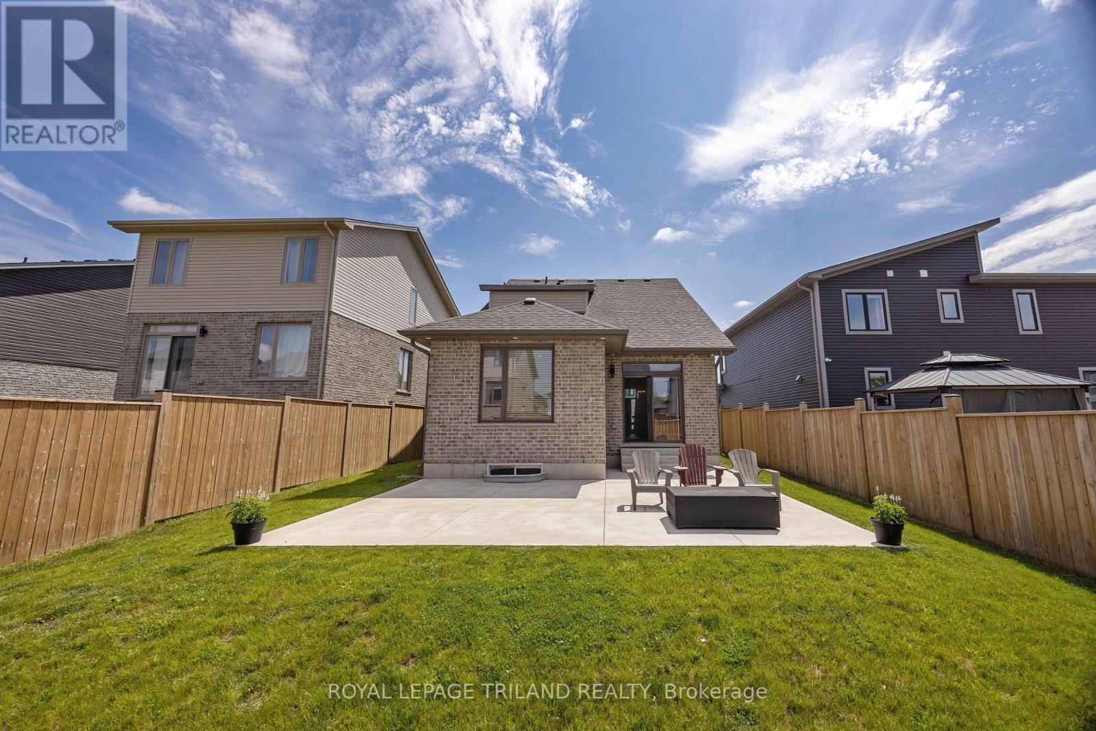 2467 Irish Moss Road, London South (South U), Ontario  N6M 0A2 - Photo 42 - X12411669