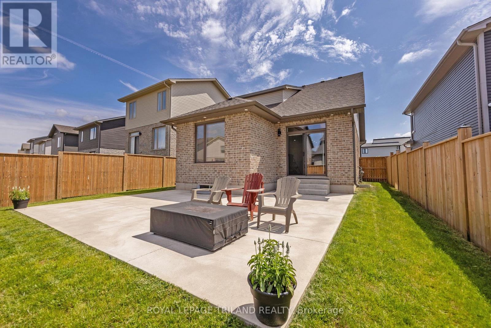2467 Irish Moss Road, London South (South U), Ontario  N6M 0A2 - Photo 43 - X12411669