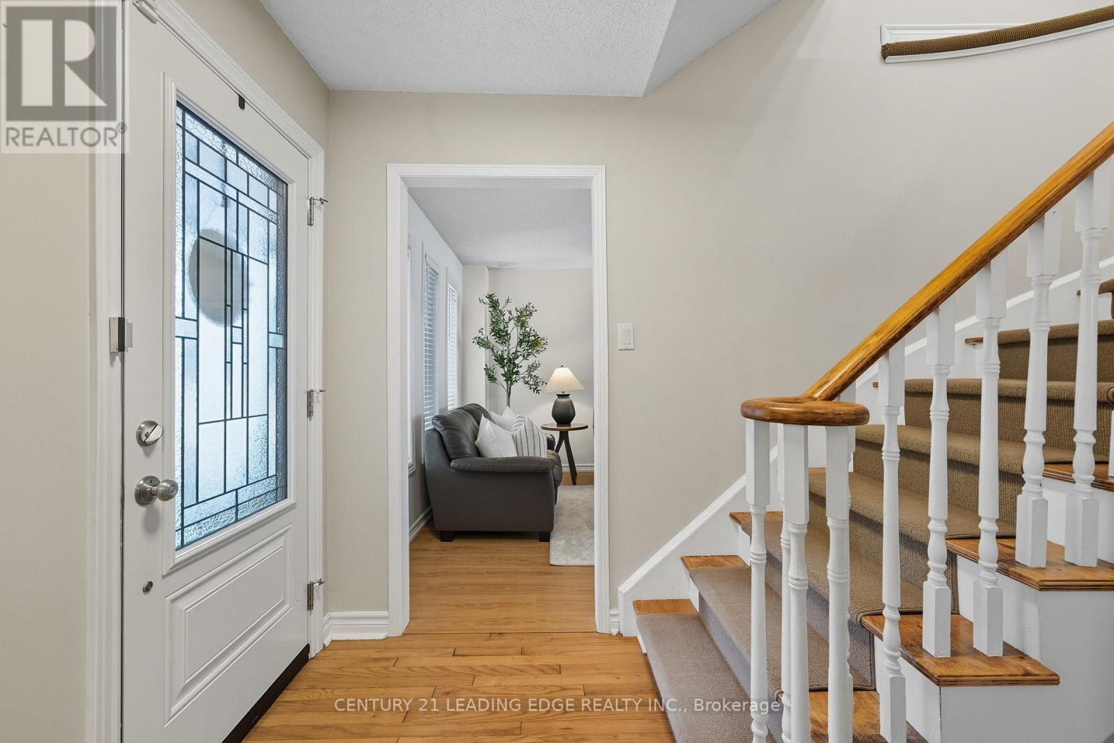 85 Large Crescent, Ajax, Ontario L1T 2S7 - Photo 5 - E12411478