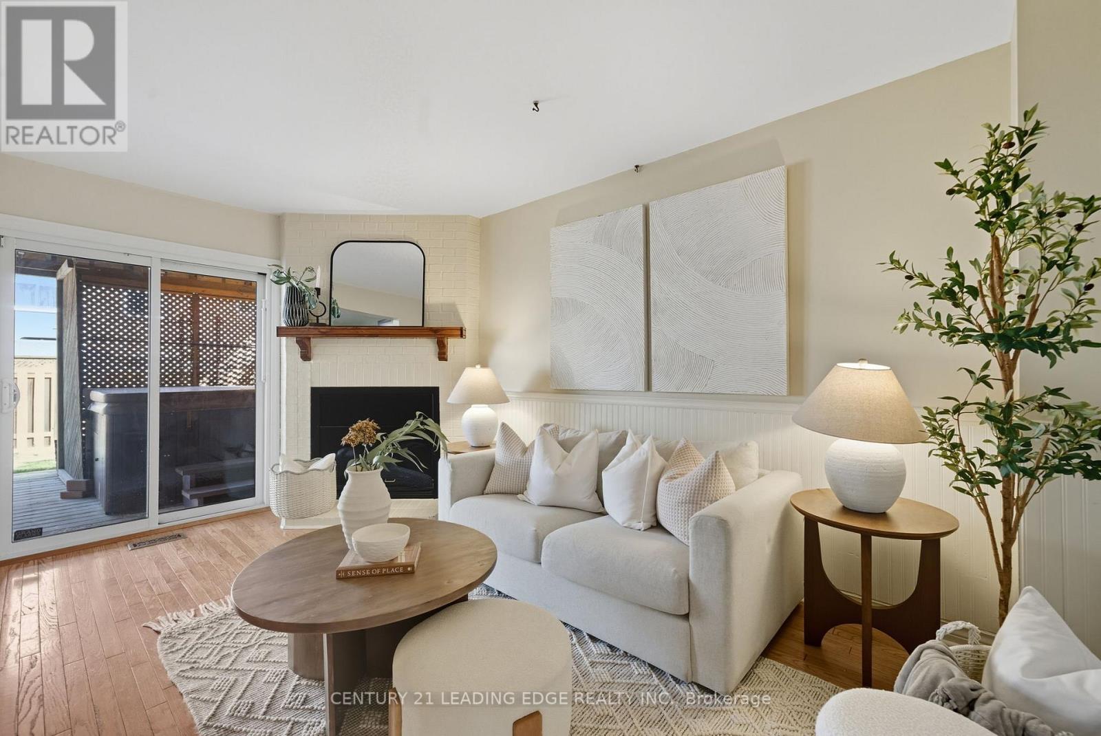 85 Large Crescent, Ajax, Ontario L1T 2S7 - Photo 6 - E12411478