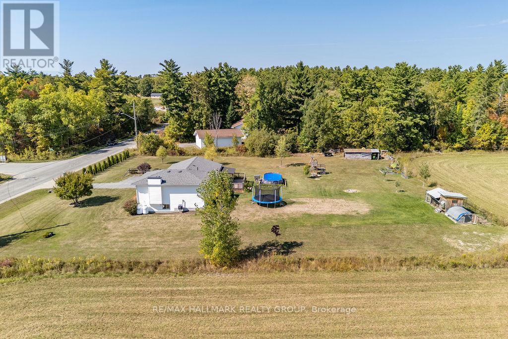 921 Mill Ridge Road, Mcnab/braeside, Ontario  K7S 3G8 - Photo 22 - X12411604