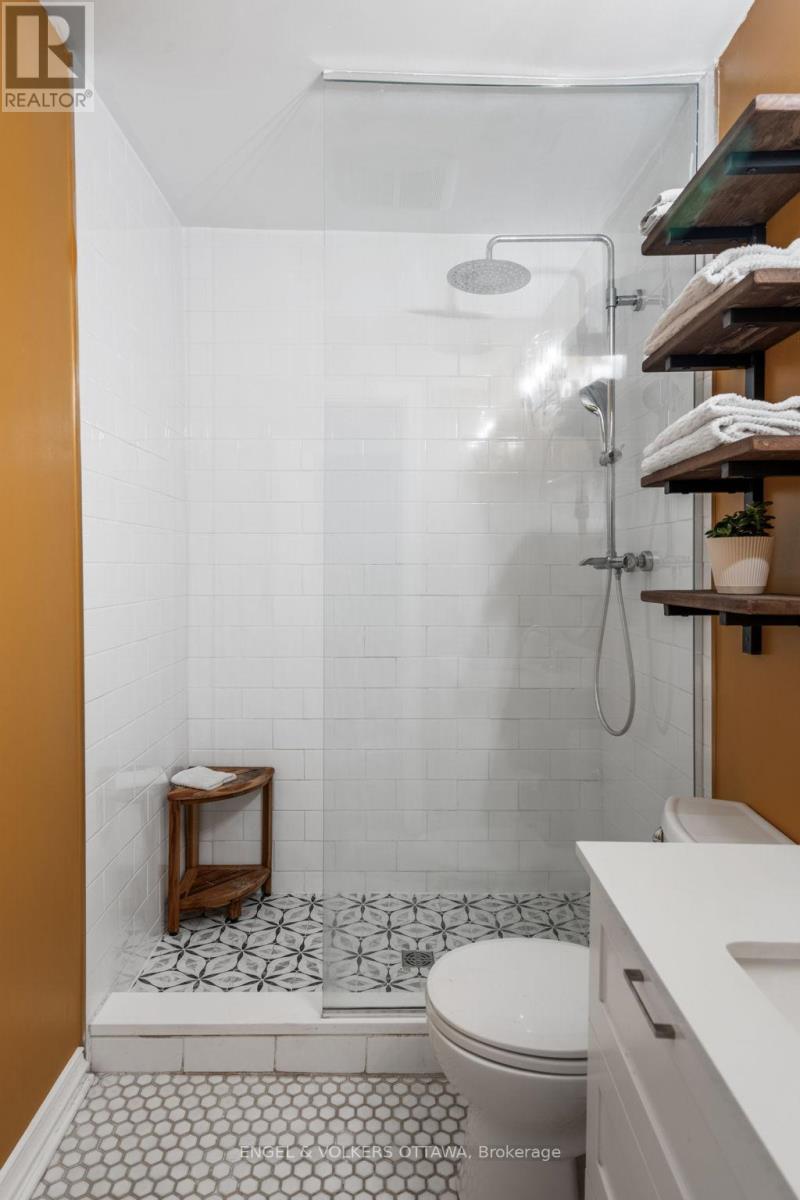 2 Lower Charlotte Street, Ottawa, Ontario  K1N 8K1 - Photo 16 - X12411637