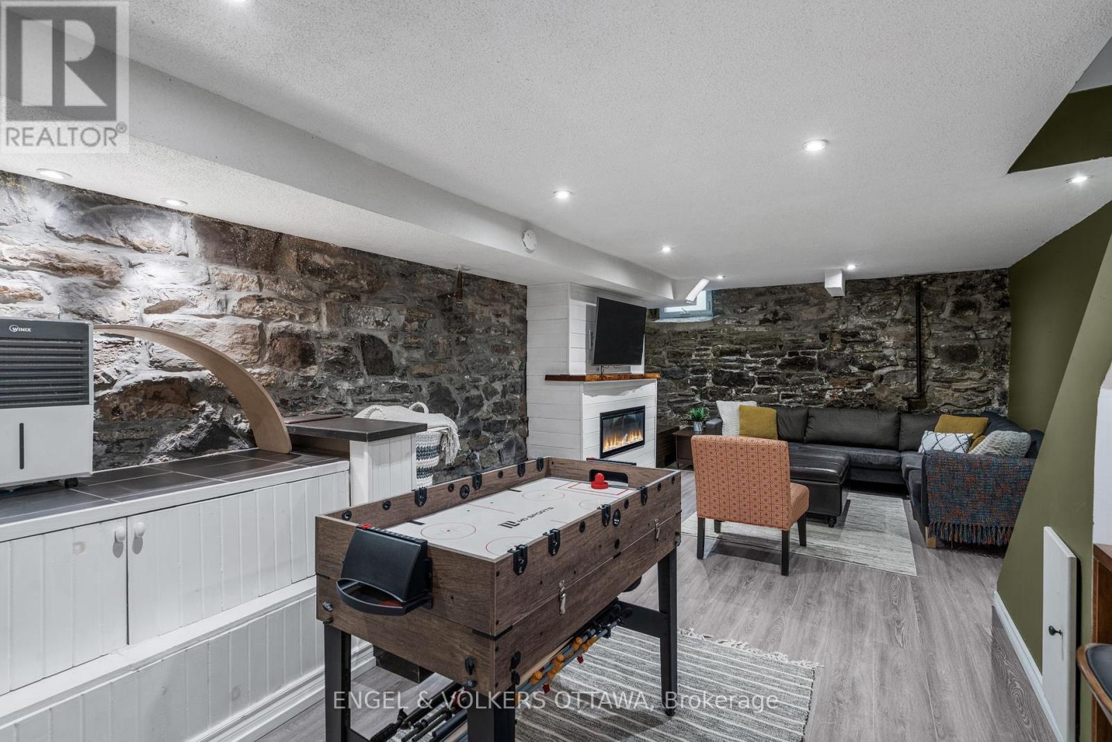 2 Lower Charlotte Street, Ottawa, Ontario  K1N 8K1 - Photo 42 - X12411637
