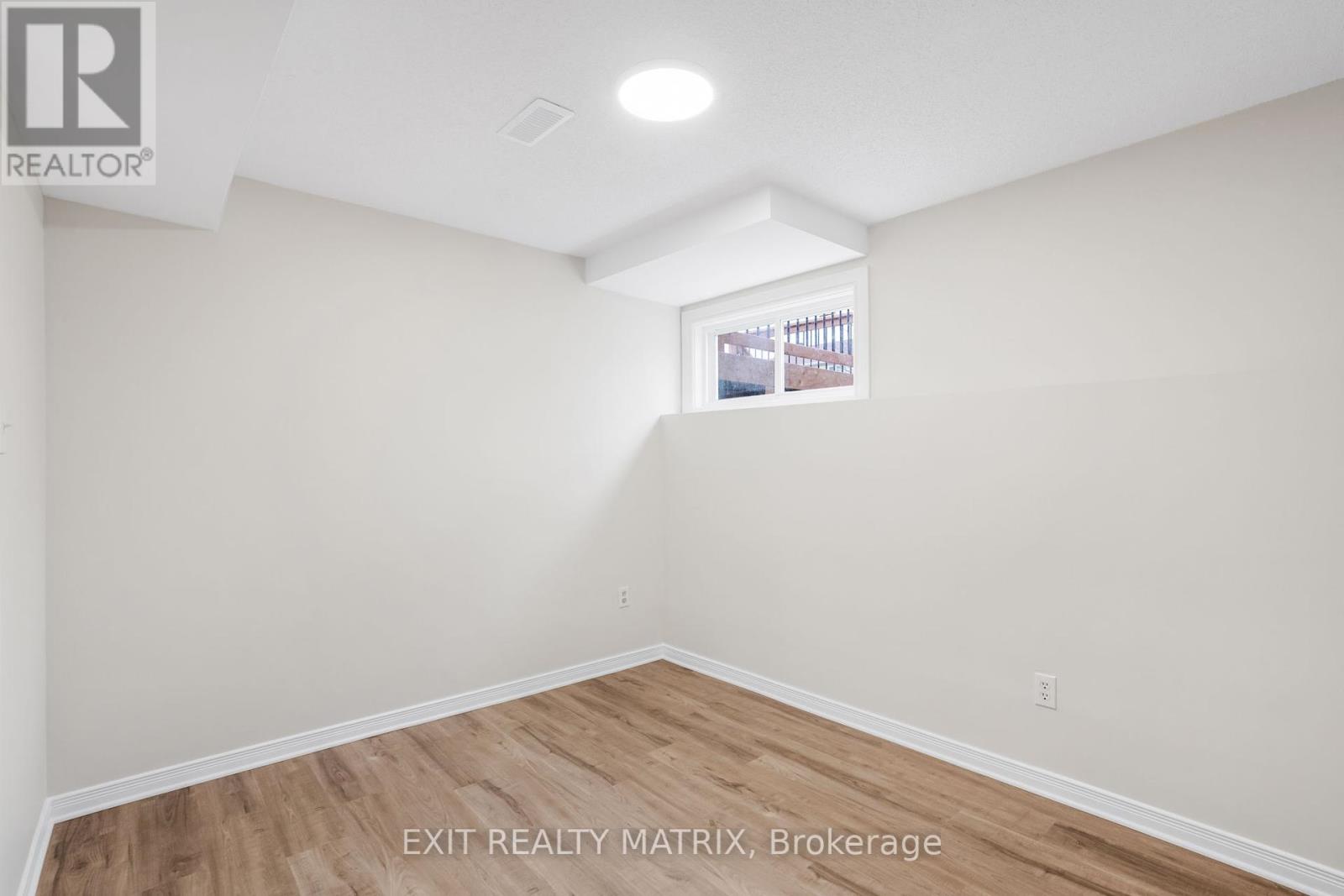 58 Castlebeau Street, Russell, Ontario  K0A 1W0 - Photo 23 - X12411665