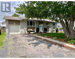 58 CASTLEBEAU STREET, Russell, Ontario