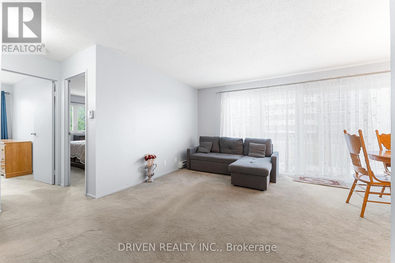 158 A Mcarthur Avenue, Ottawa, Ontario  K1L 7E7 - Photo 10 - X12411707