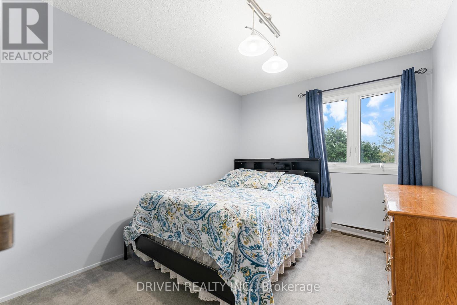 158 A Mcarthur Avenue, Ottawa, Ontario  K1L 7E7 - Photo 18 - X12411707