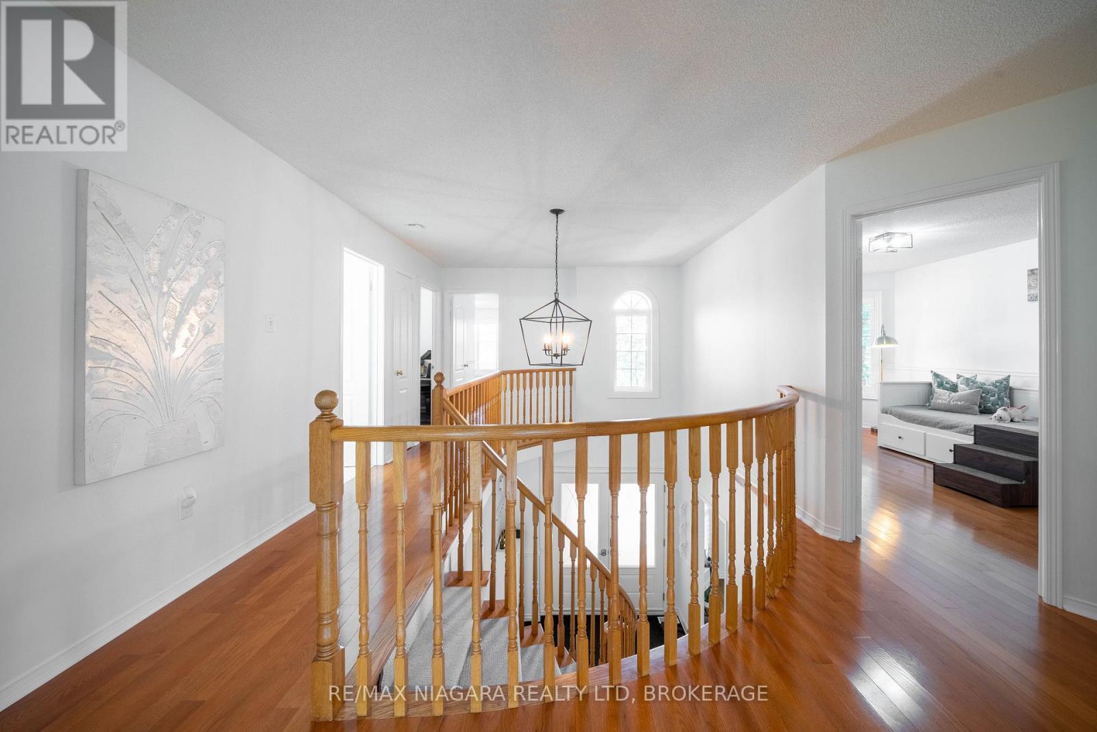 2164 Havenbrook Road, Oakville, Ontario  L6H 6B3 - Photo 29 - W12411579