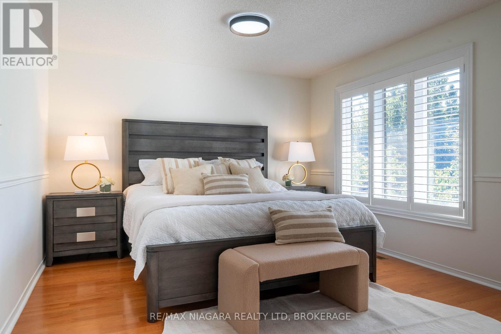 2164 Havenbrook Road, Oakville, Ontario  L6H 6B3 - Photo 35 - W12411579
