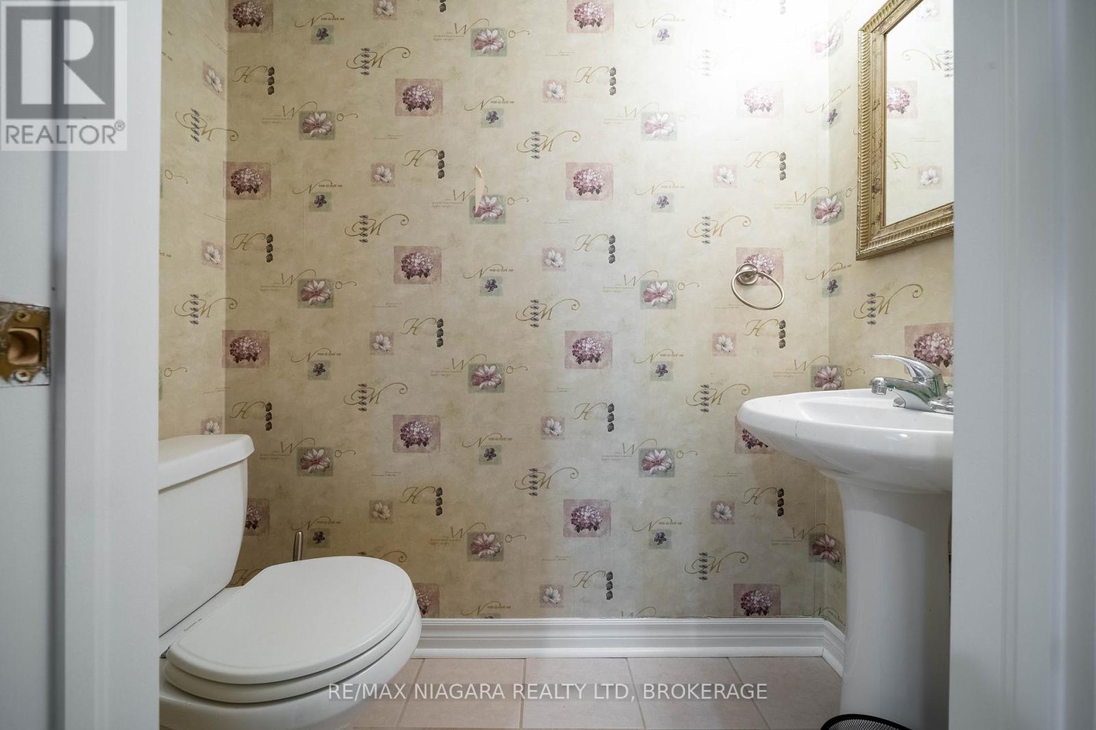 2164 Havenbrook Road, Oakville, Ontario  L6H 6B3 - Photo 40 - W12411579