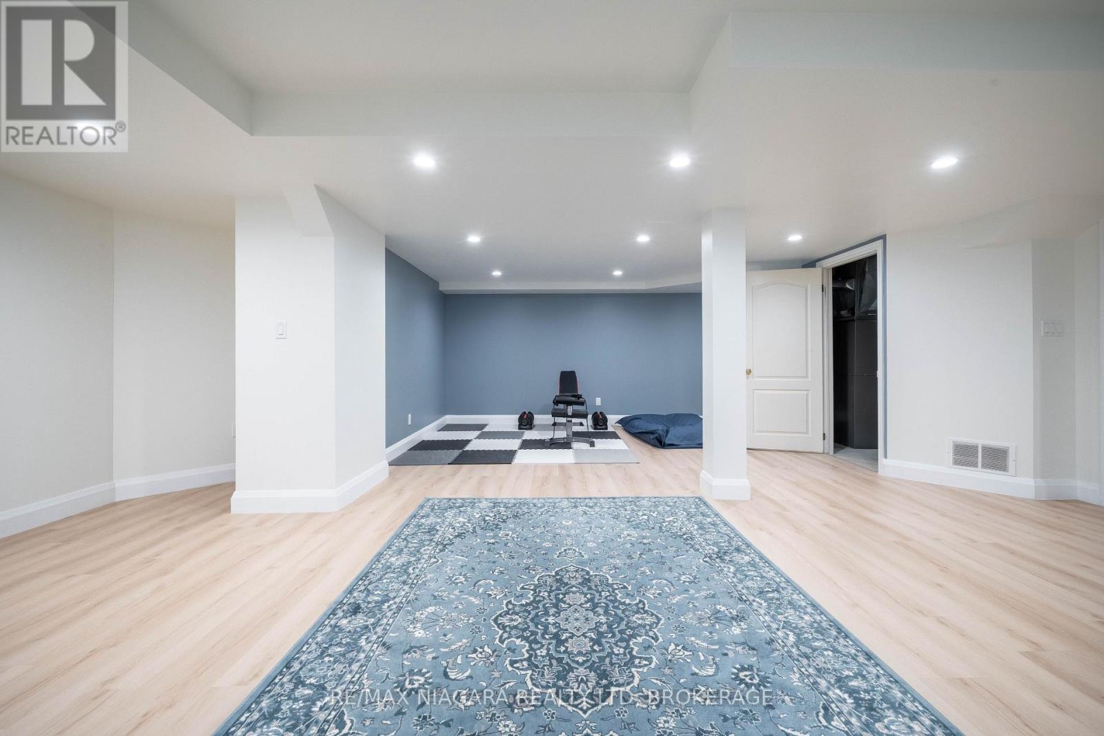 2164 Havenbrook Road, Oakville, Ontario  L6H 6B3 - Photo 43 - W12411579