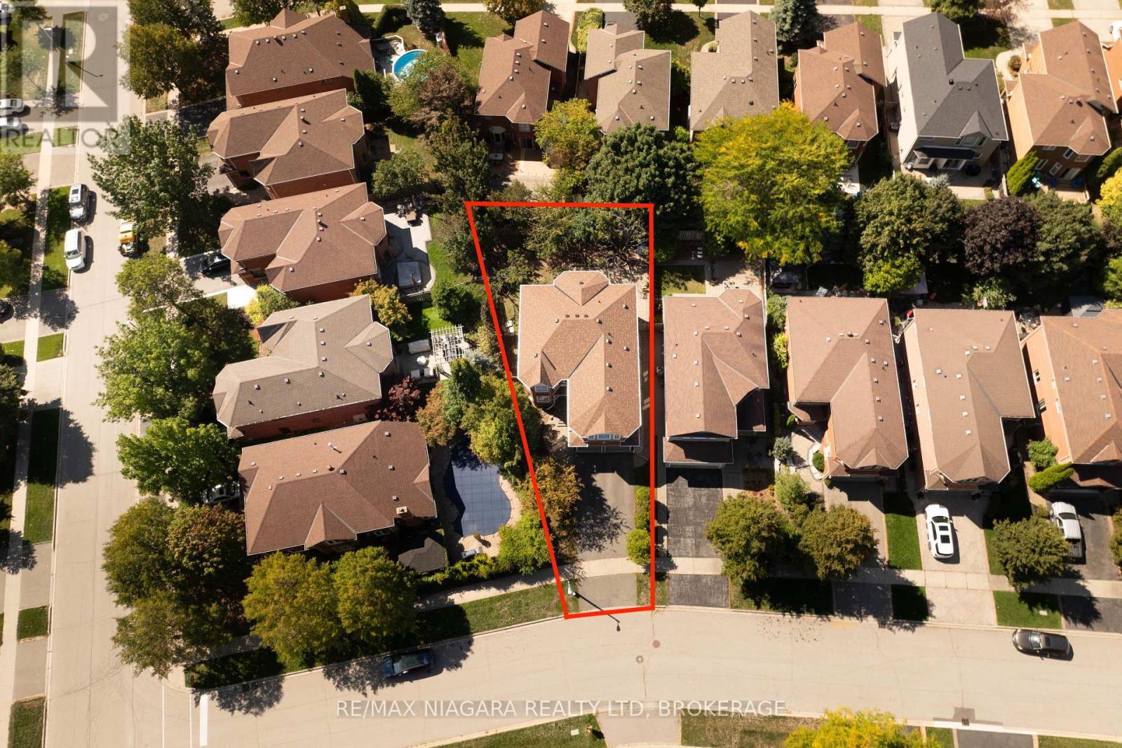 2164 Havenbrook Road, Oakville, Ontario  L6H 6B3 - Photo 49 - W12411579