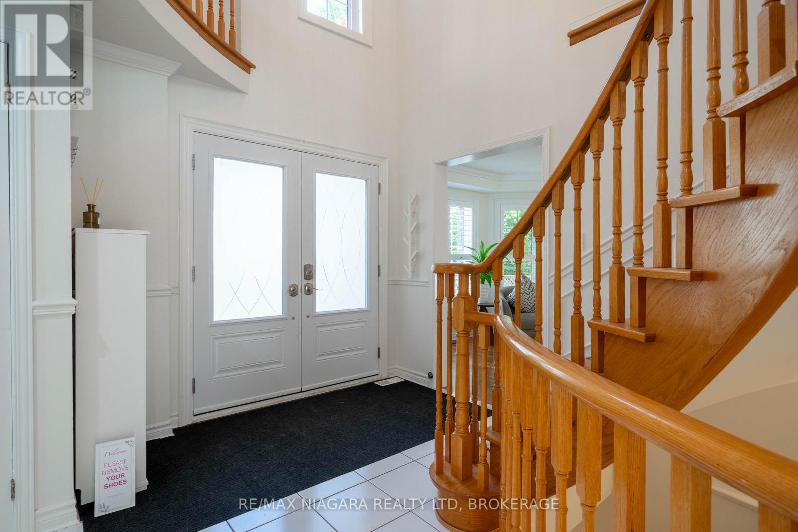 2164 Havenbrook Road, Oakville, Ontario  L6H 6B3 - Photo 7 - W12411579
