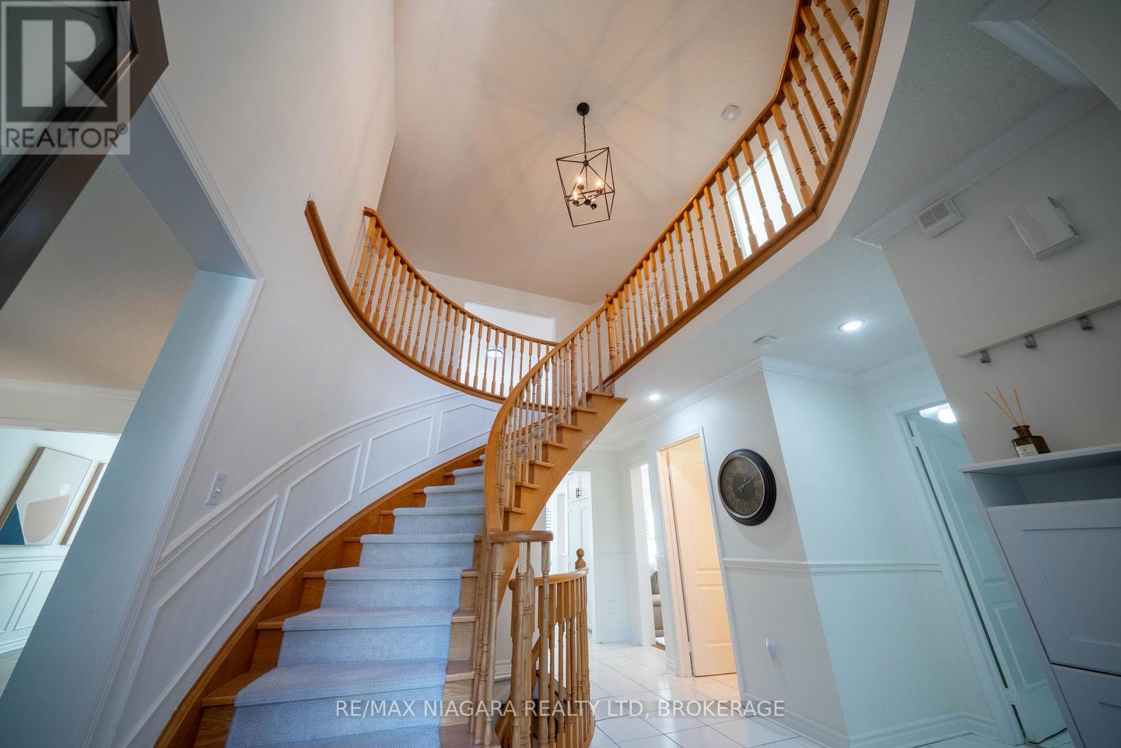 2164 Havenbrook Road, Oakville, Ontario  L6H 6B3 - Photo 8 - W12411579