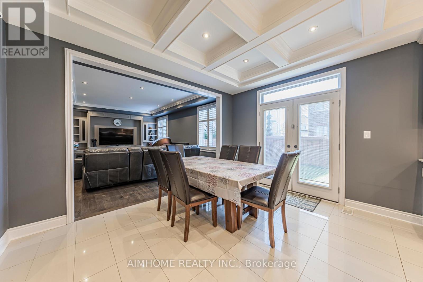 986 Wilbur Pipher Circle, Newmarket, Ontario  L3X 0G5 - Photo 15 - N12411373