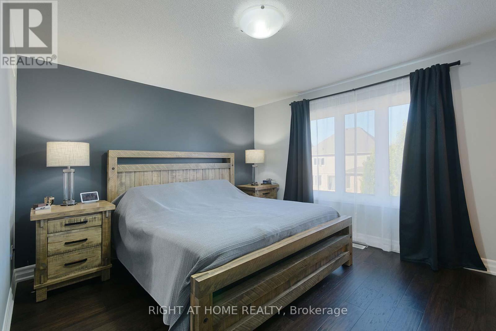 80 Martin Trail, New Tecumseth (Tottenham), Ontario  L0G 1W0 - Photo 9 - N12411402