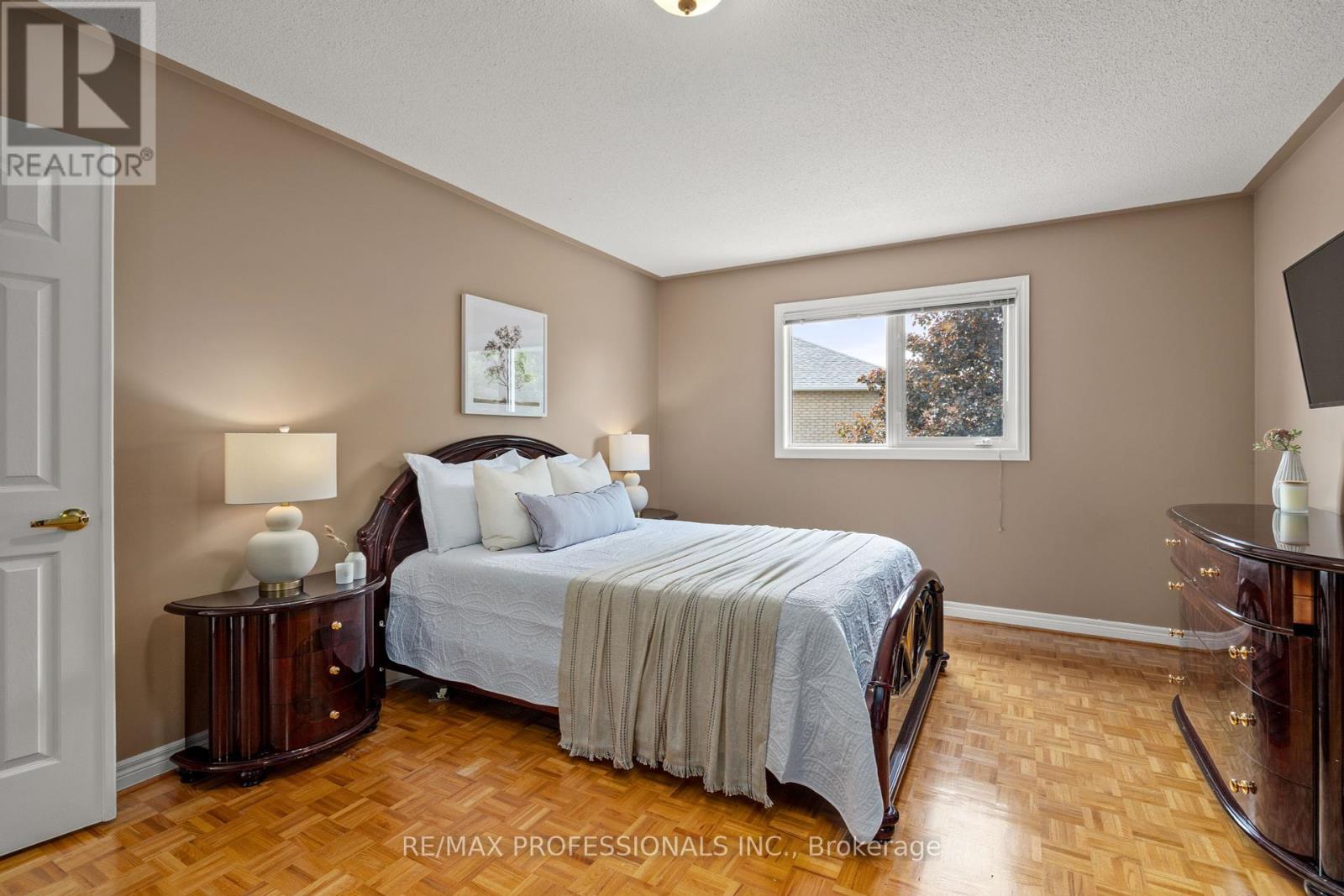 152 Ashton Drive, Vaughan, Ontario  L6A 2T8 - Photo 25 - N12411419