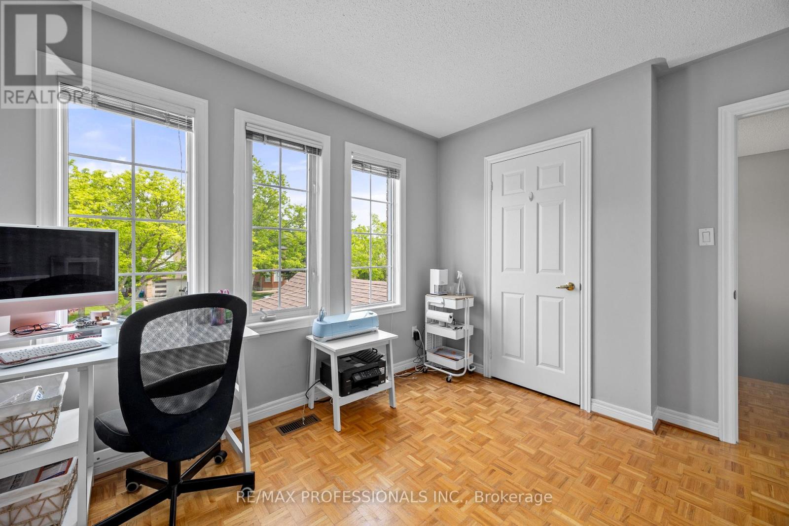 152 Ashton Drive, Vaughan, Ontario  L6A 2T8 - Photo 31 - N12411419