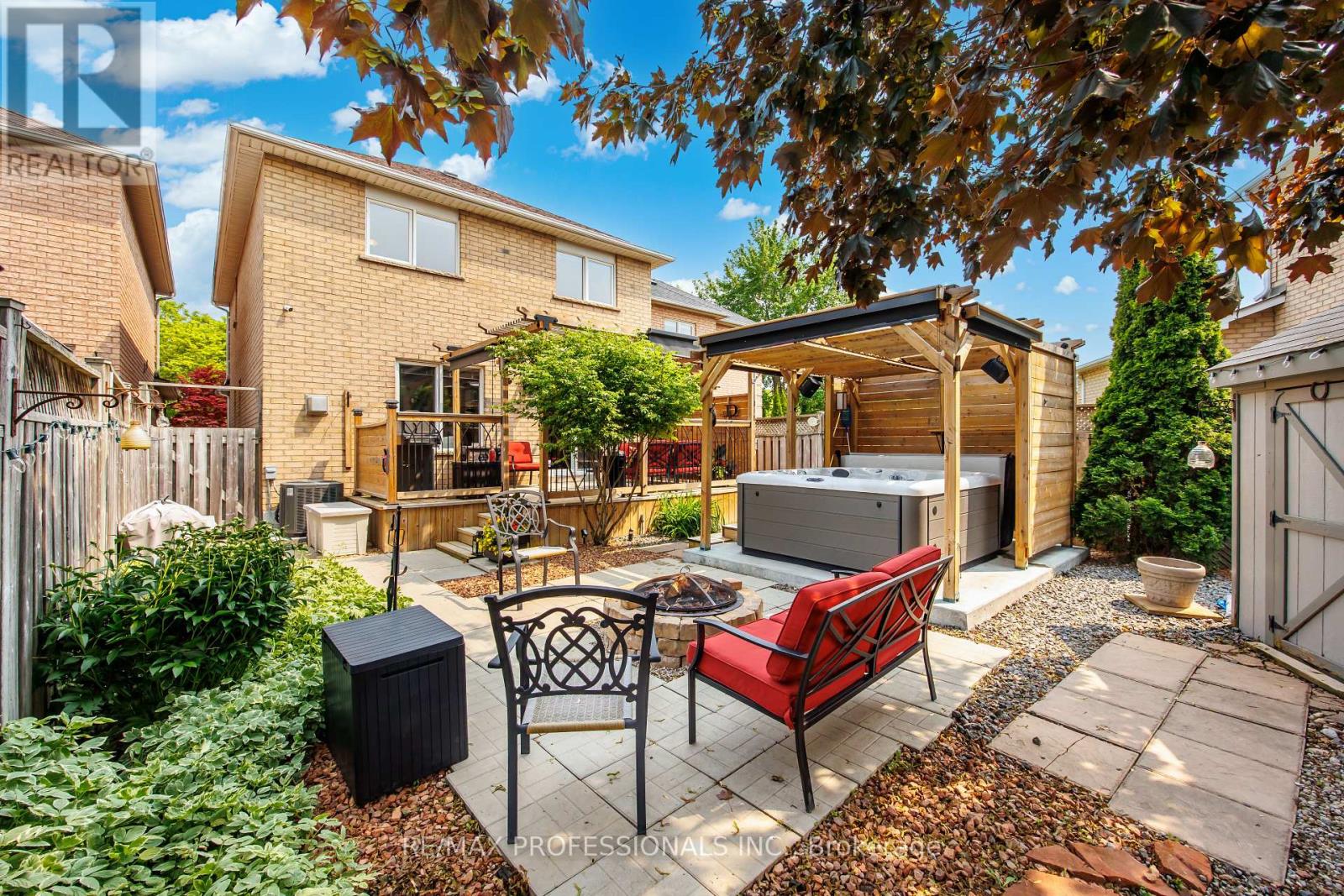 152 Ashton Drive, Vaughan, Ontario  L6A 2T8 - Photo 41 - N12411419