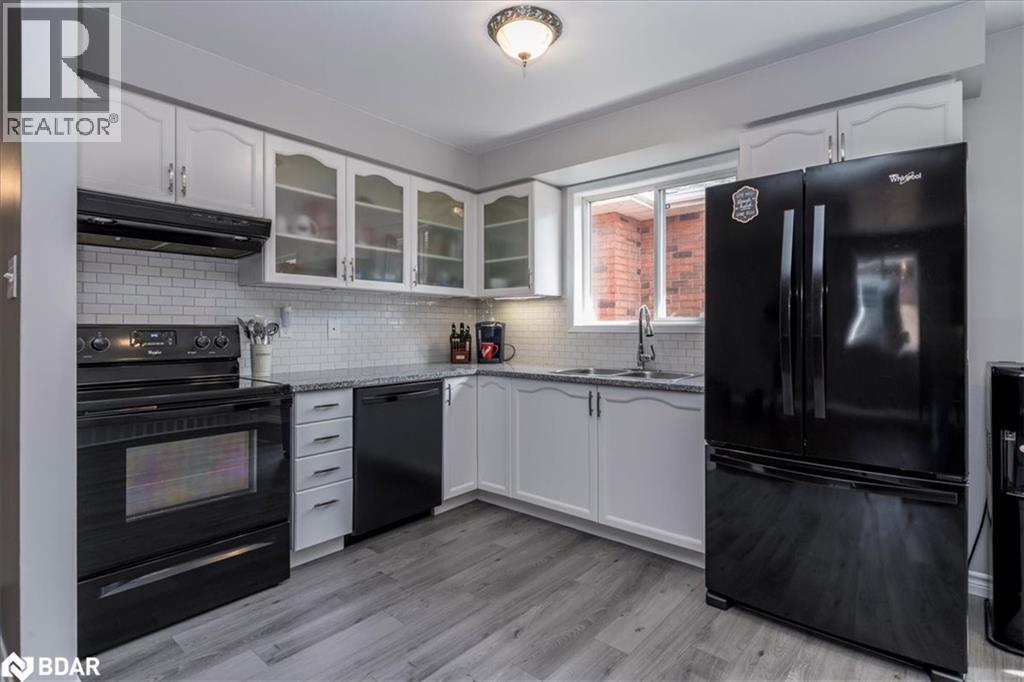 74 Sundew Drive, Barrie, Ontario  L4N 9M1 - Photo 7 - 40770284