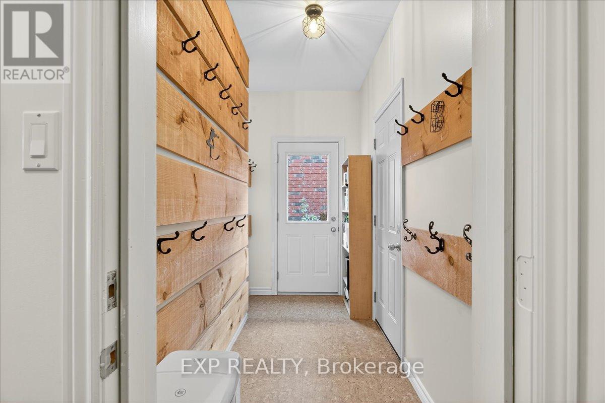 18 Williams Street, Collingwood, Ontario  L9Y 0B9 - Photo 15 - S12411386