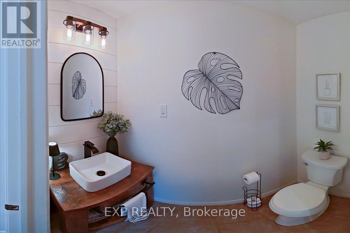 18 Williams Street, Collingwood, Ontario  L9Y 0B9 - Photo 16 - S12411386