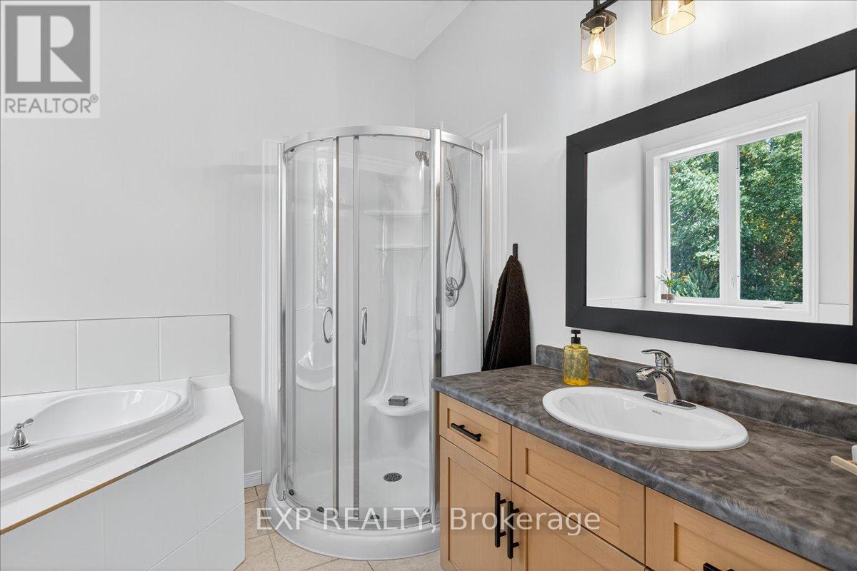 18 Williams Street, Collingwood, Ontario  L9Y 0B9 - Photo 21 - S12411386