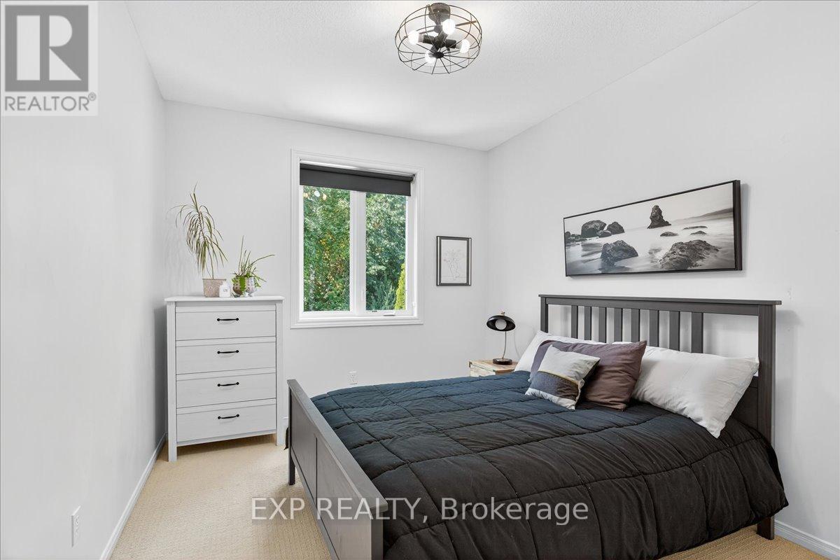 18 Williams Street, Collingwood, Ontario  L9Y 0B9 - Photo 23 - S12411386