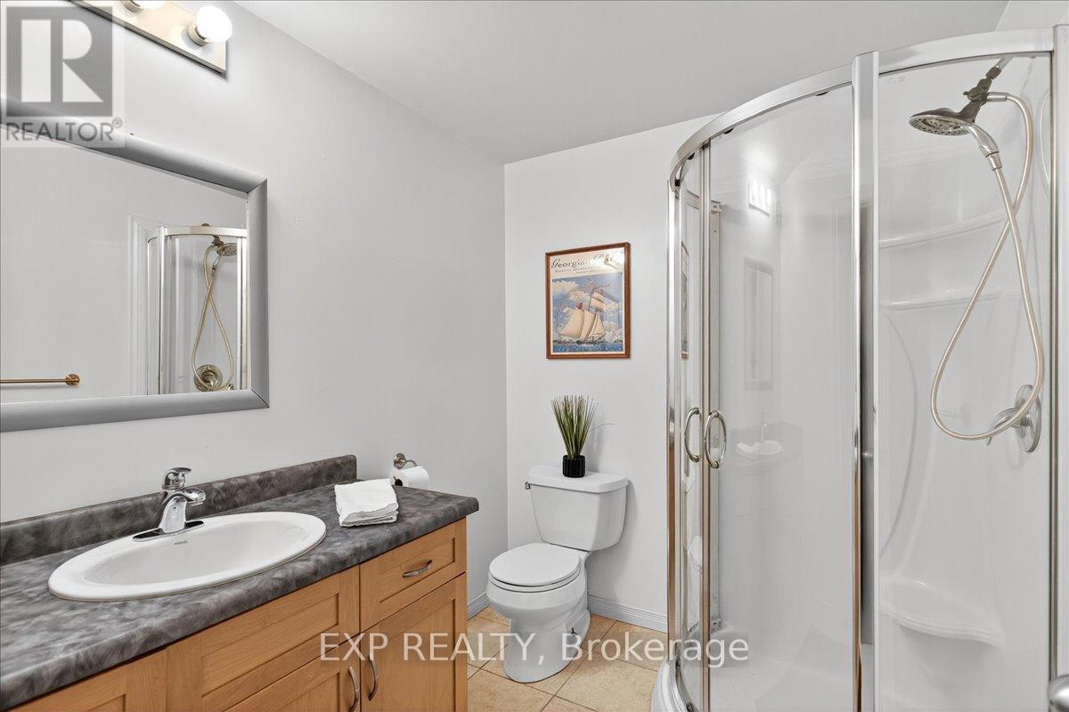 18 Williams Street, Collingwood, Ontario  L9Y 0B9 - Photo 35 - S12411386