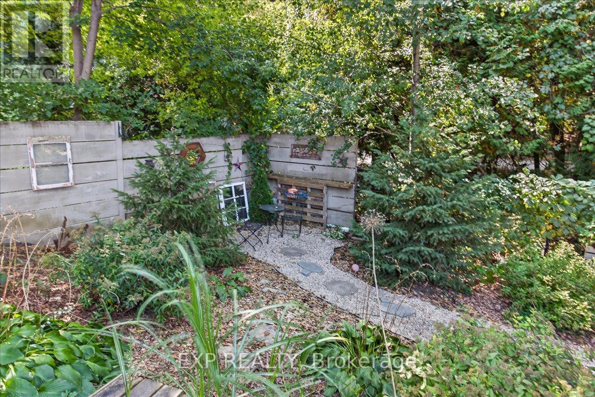 18 Williams Street, Collingwood, Ontario  L9Y 0B9 - Photo 42 - S12411386