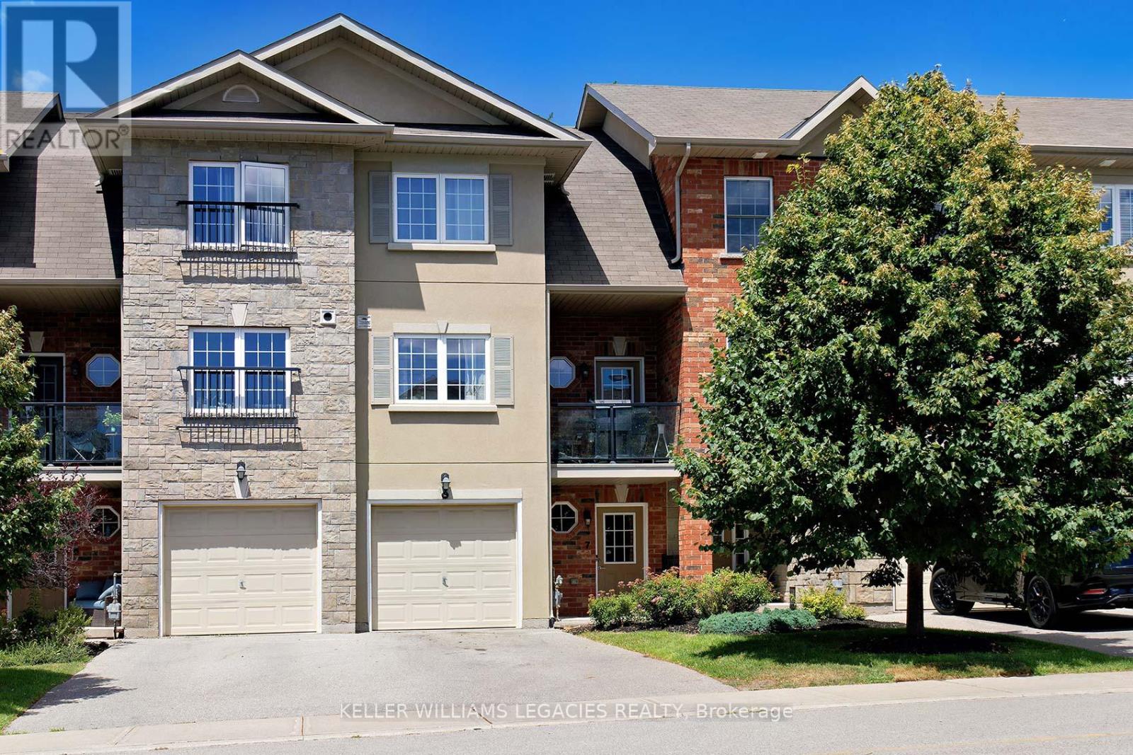 7 - 57 Ferndale Drive S, Barrie, Ontario  L4N 5T6 - Photo 1 - S12411449