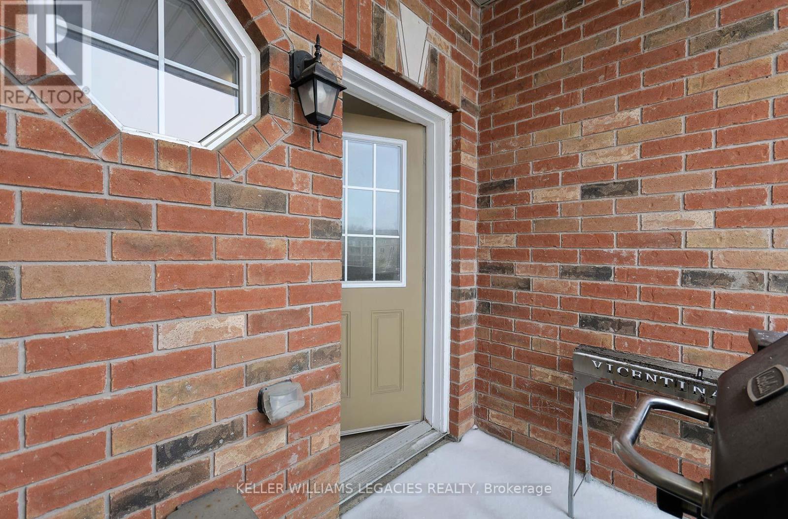 7 - 57 Ferndale Drive S, Barrie, Ontario  L4N 5T6 - Photo 16 - S12411449