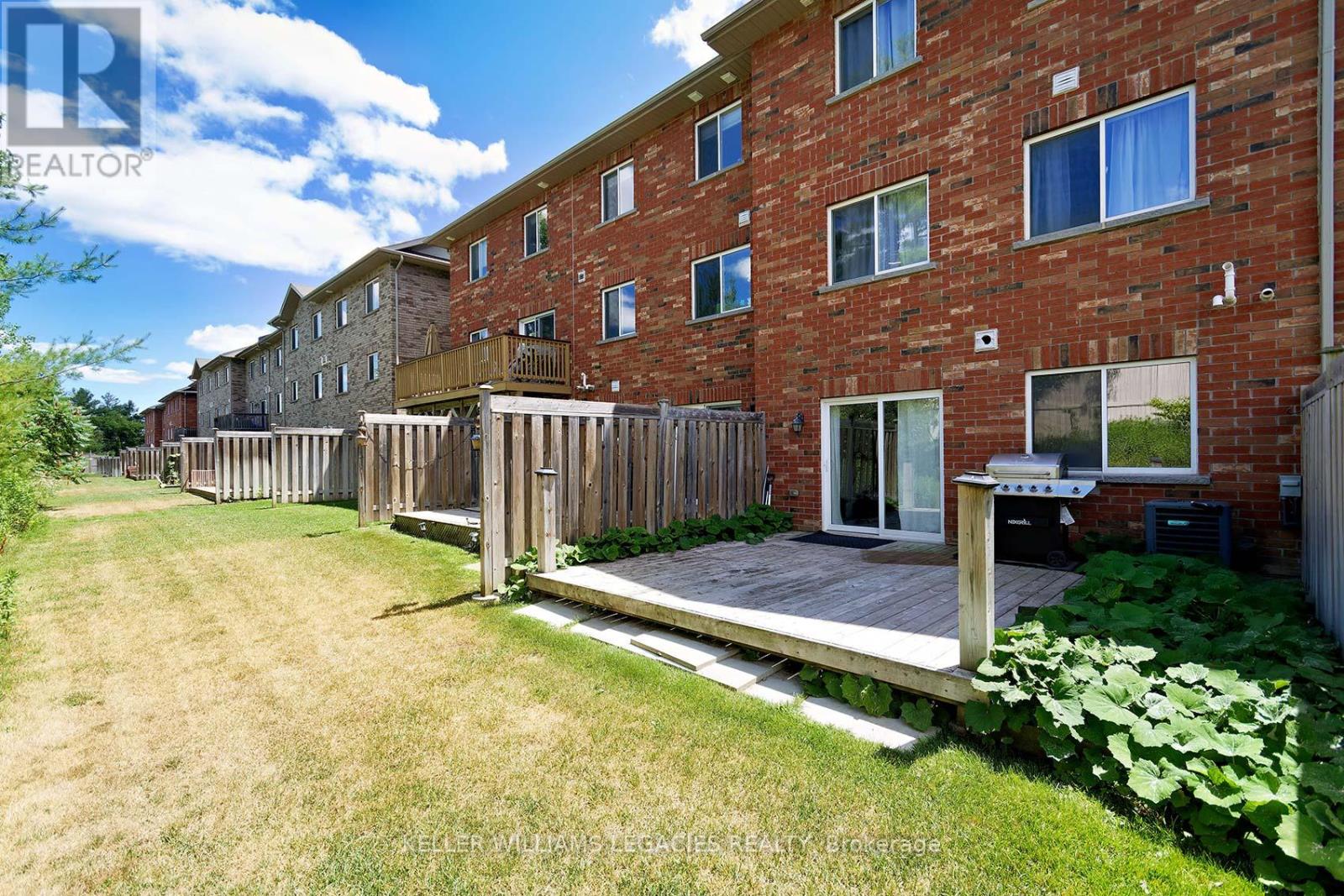 7 - 57 Ferndale Drive S, Barrie, Ontario  L4N 5T6 - Photo 32 - S12411449