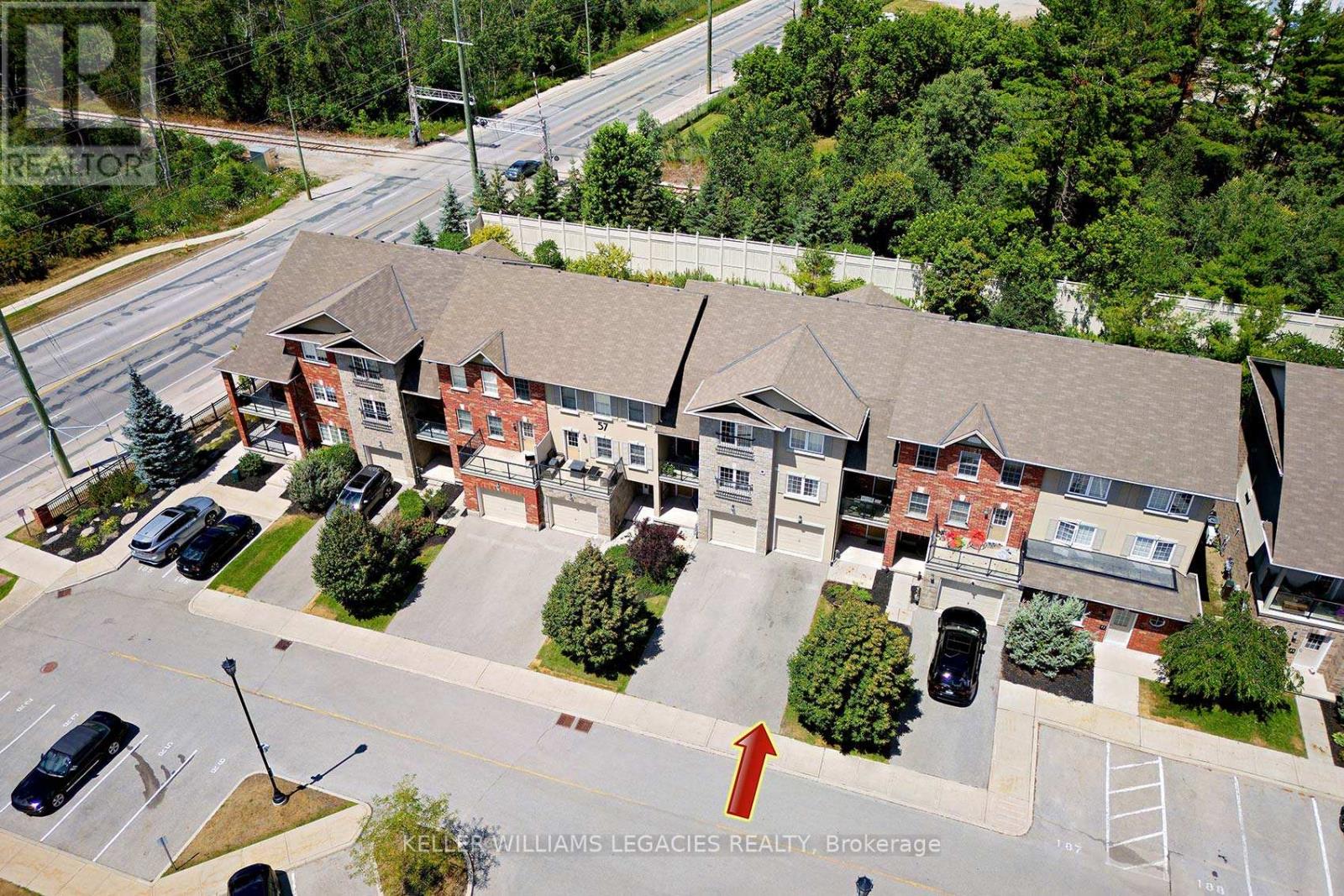 7 - 57 Ferndale Drive S, Barrie, Ontario  L4N 5T6 - Photo 4 - S12411449
