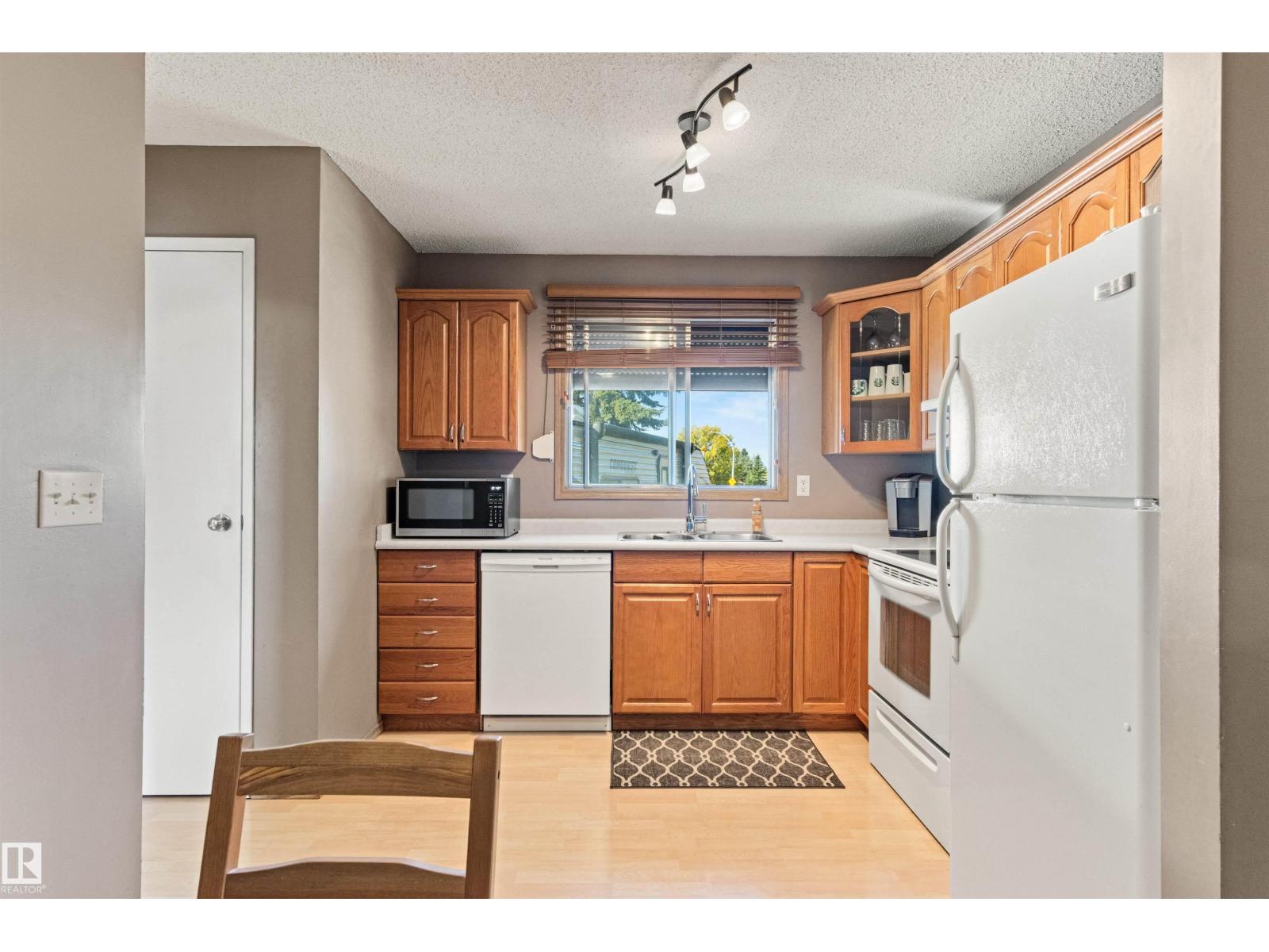 1704 39 St Nw, Edmonton, Alberta  T6L 2R5 - Photo 23 - E4458289