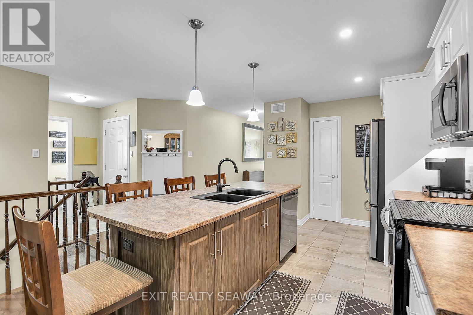 3108 Mauricy Crescent, Cornwall, Ontario  K6K 0B7 - Photo 14 - X12411701