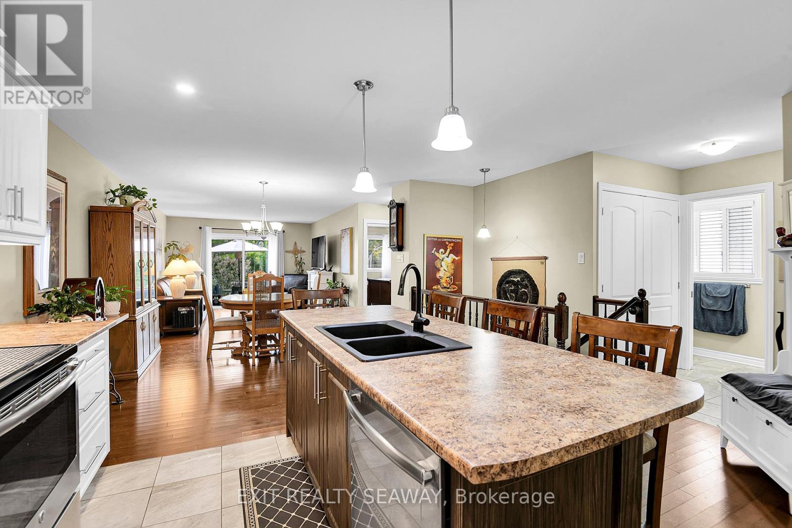 3108 Mauricy Crescent, Cornwall, Ontario  K6K 0B7 - Photo 15 - X12411701