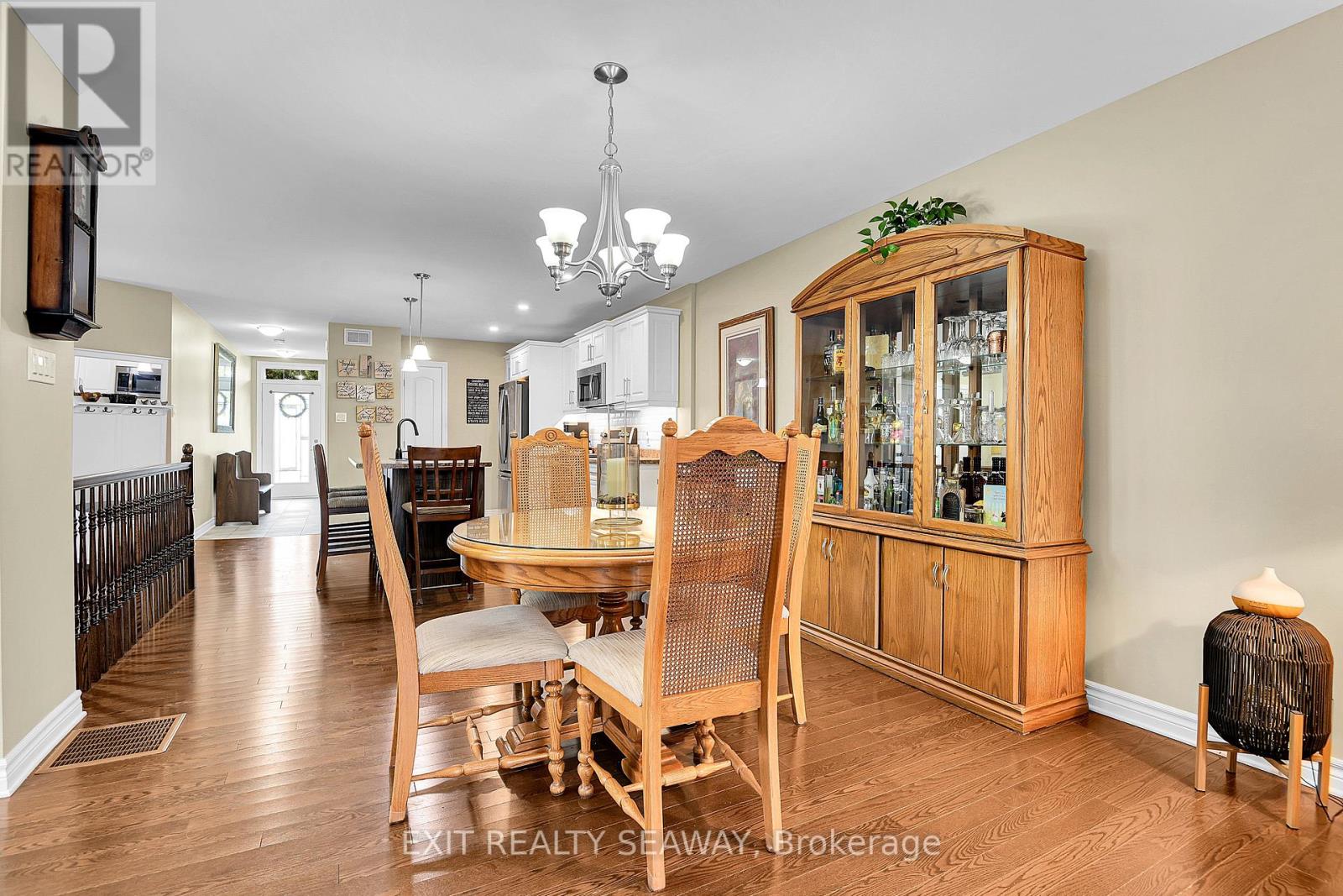 3108 Mauricy Crescent, Cornwall, Ontario  K6K 0B7 - Photo 10 - X12411701