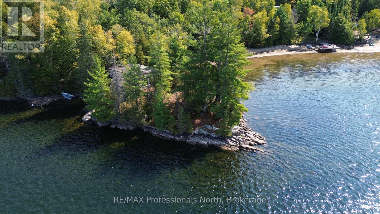 10191 FARQUHAR SOUTH SHORE, Dysart et al, Ontario