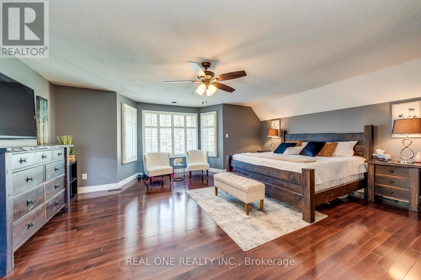 1340 Greeneagle Drive, Oakville, Ontario  L6M 2M9 - Photo 26 - W12411395